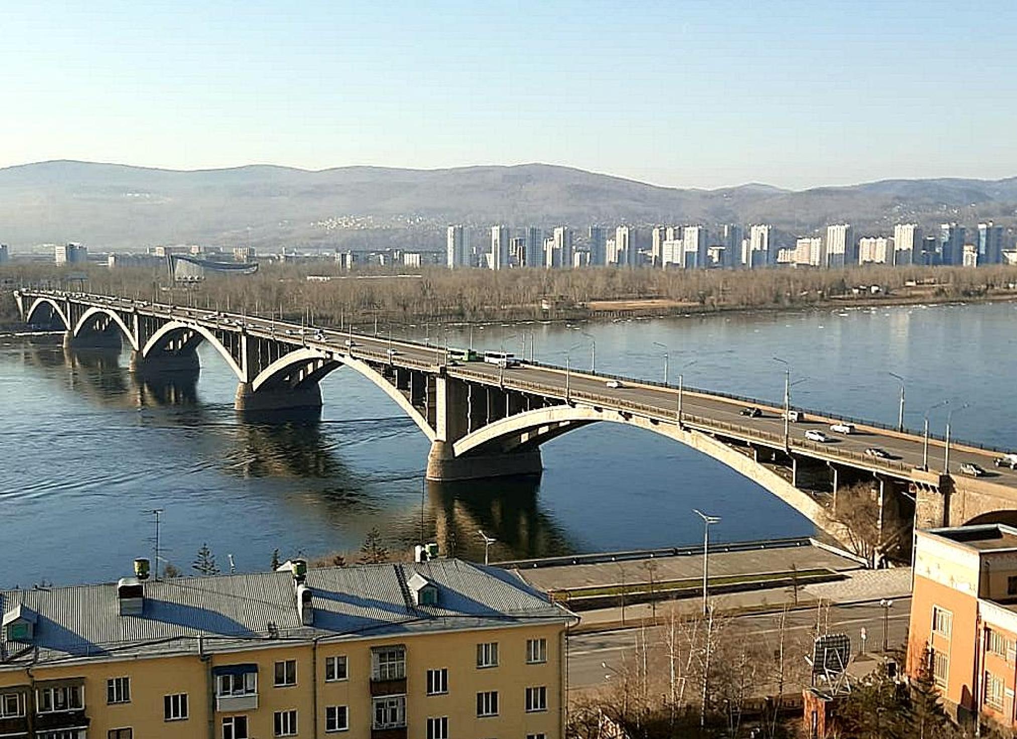  Ледоход на Мане и малых реках не повлияет на качество холодной воды в Красноярске.  Ни мутность речной воды, ни льдины, плывущие по Енисею, не оказывают воздействия на конечный продукт компании КрасКом – питьевую водопроводную воду.